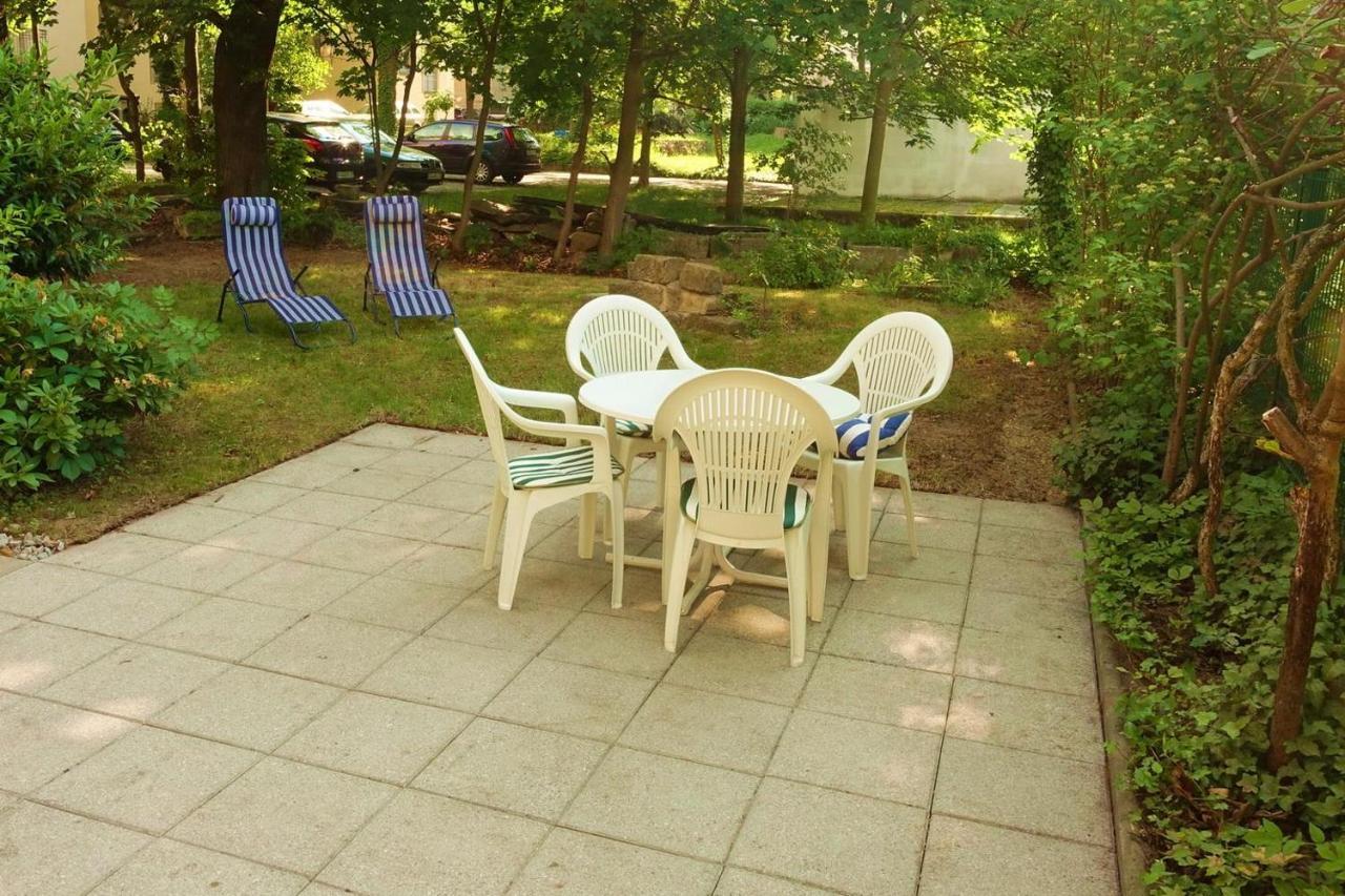 Campus Apartment Martin Дрезден Екстериор снимка